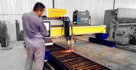鑫坤宇車間新型等離子切割機(jī)投入使用，助力機(jī)械設(shè)備及配件研發(fā)再上新臺(tái)階